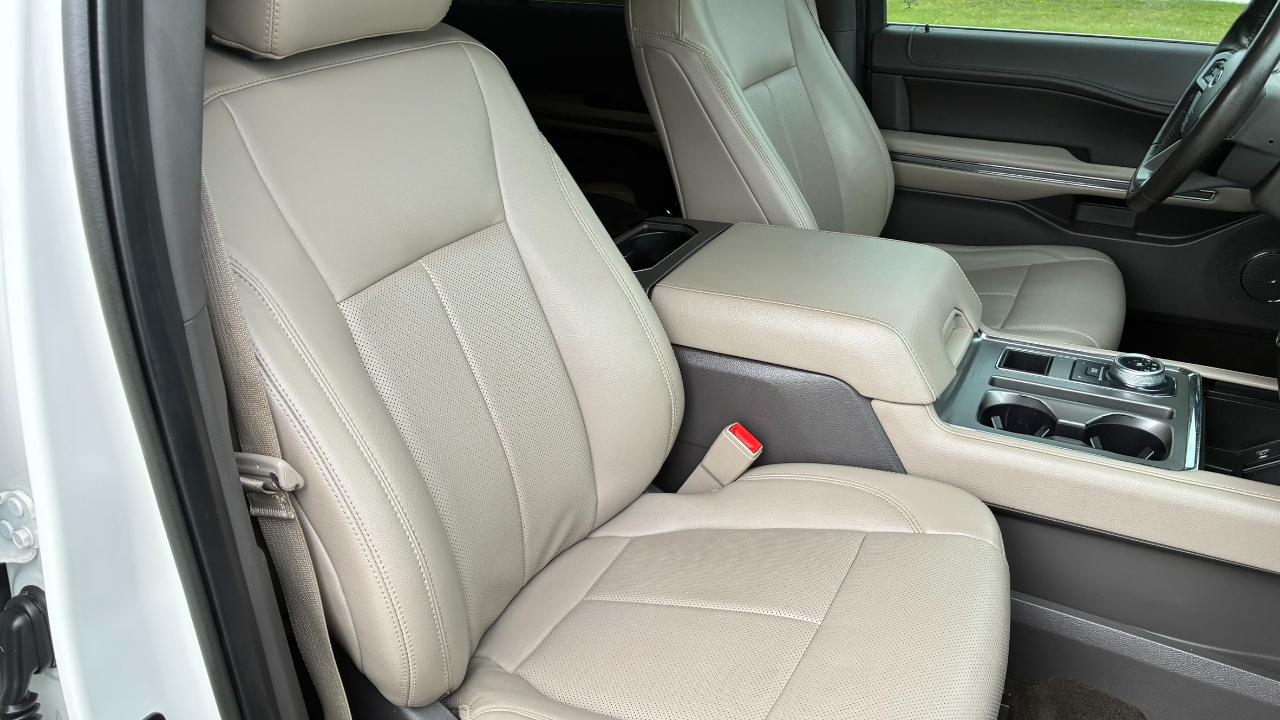 Ford Expedition XLT 2021