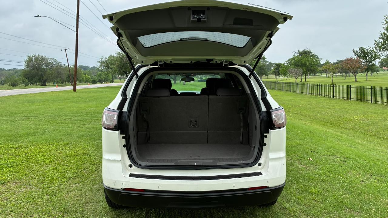Chevrolet Traverse 1LT FWD 2013
