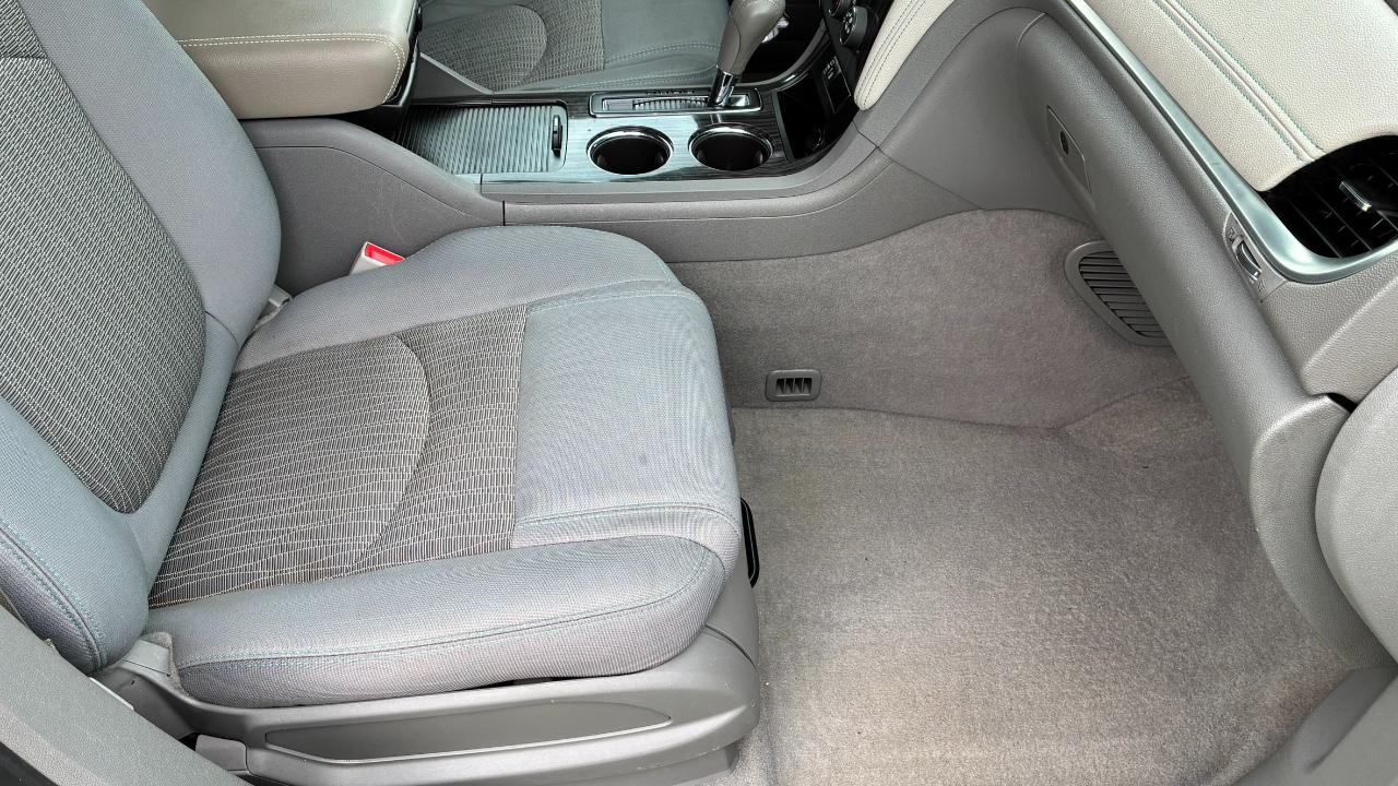Chevrolet Traverse 1LT FWD 2013