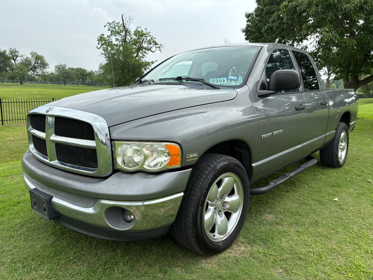 Dodge Ram 1500 Laramie Quad Cab Long Bed 2WD 2005