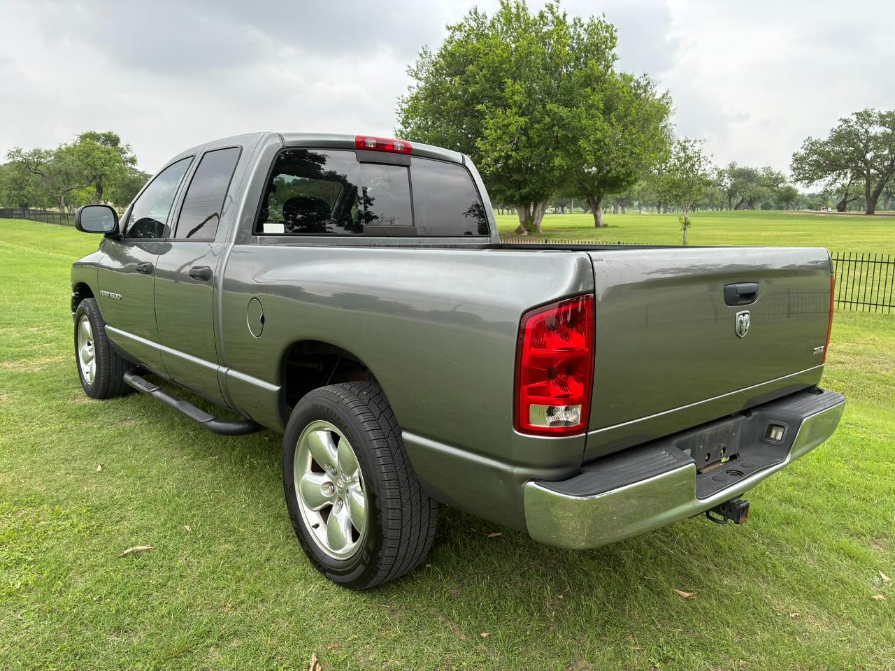 Dodge Ram 1500 Laramie Quad Cab Long Bed 2WD 2005