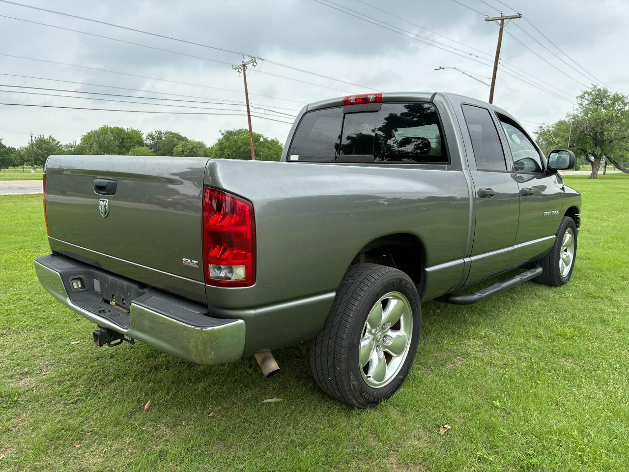 Dodge Ram 1500 Laramie Quad Cab Long Bed 2WD 2005