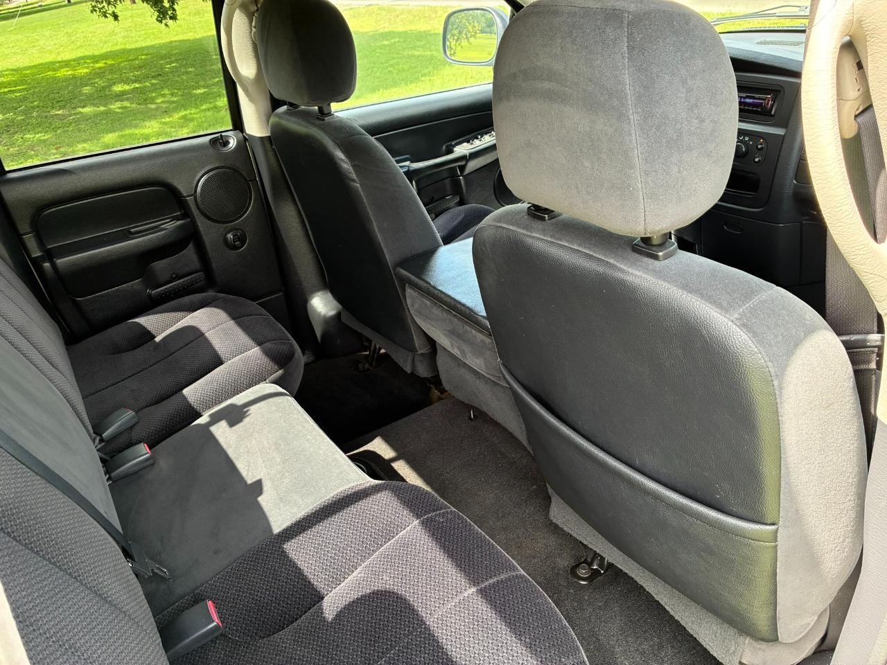 Dodge Ram 1500 Laramie Quad Cab Long Bed 2WD 2005