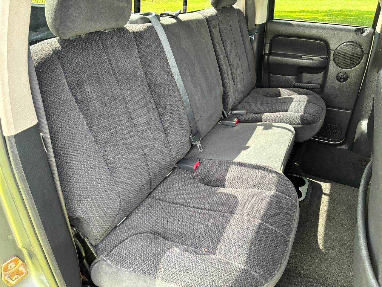 Dodge Ram 1500 Laramie Quad Cab Long Bed 2WD 2005