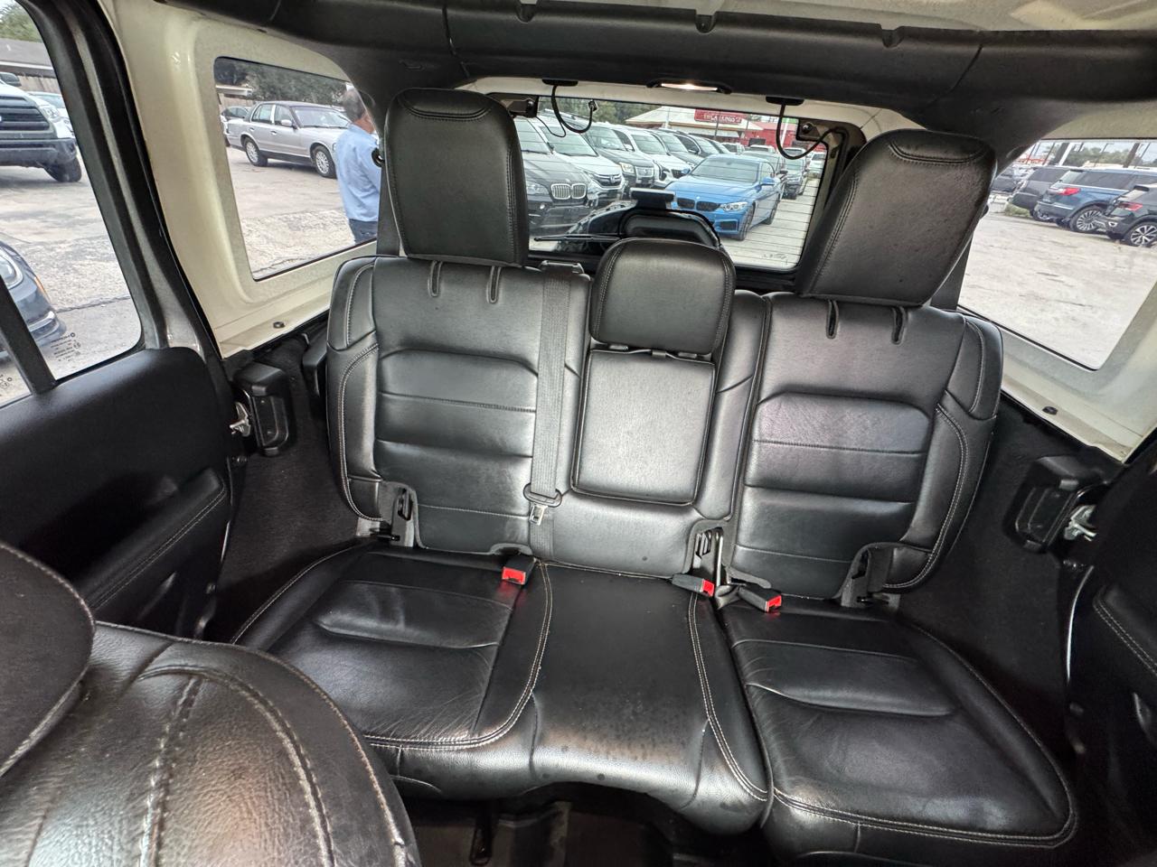 Jeep Wrangler Unlimited Sahara 2019