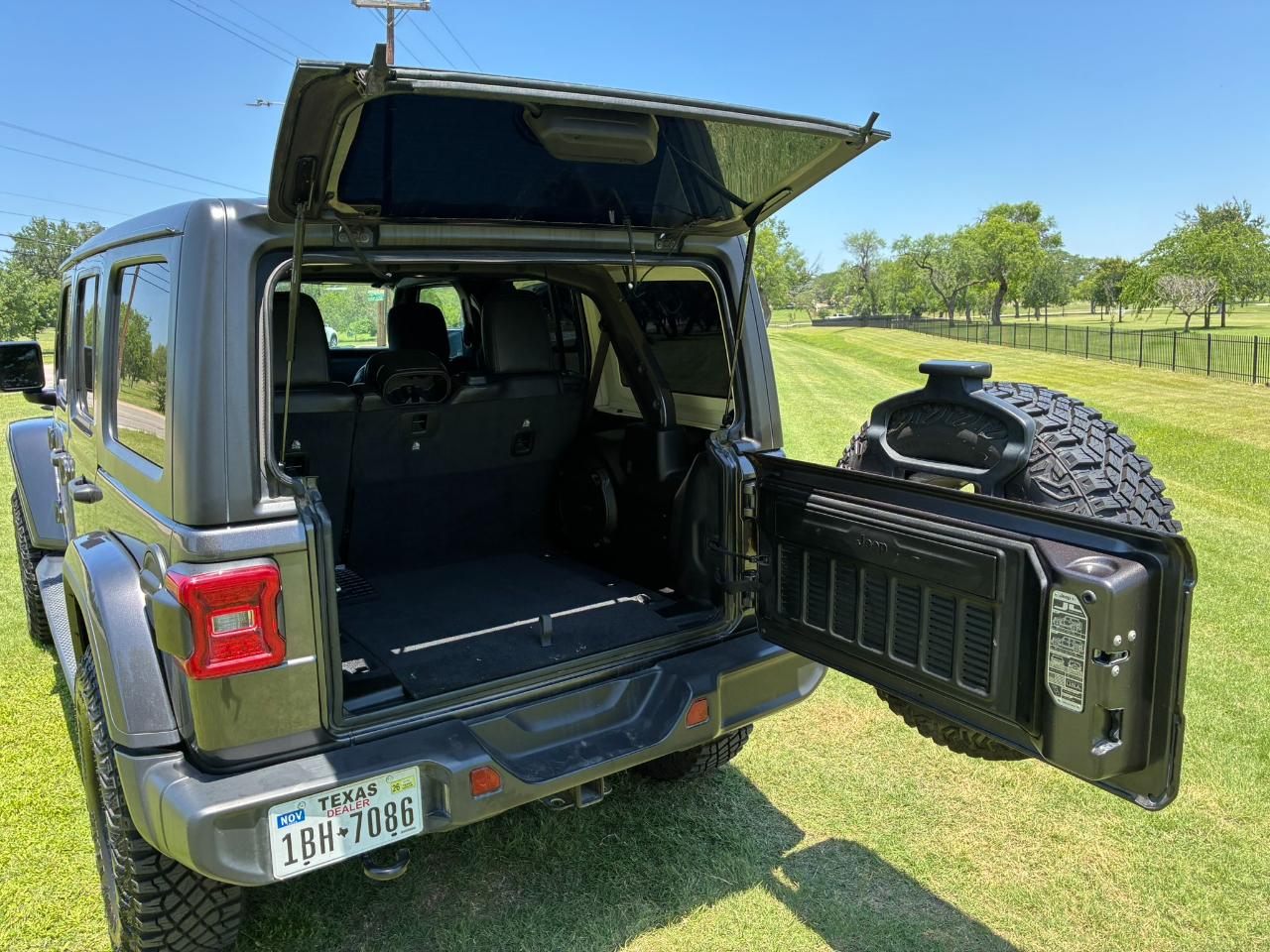 Jeep Wrangler Unlimited Sahara 2019