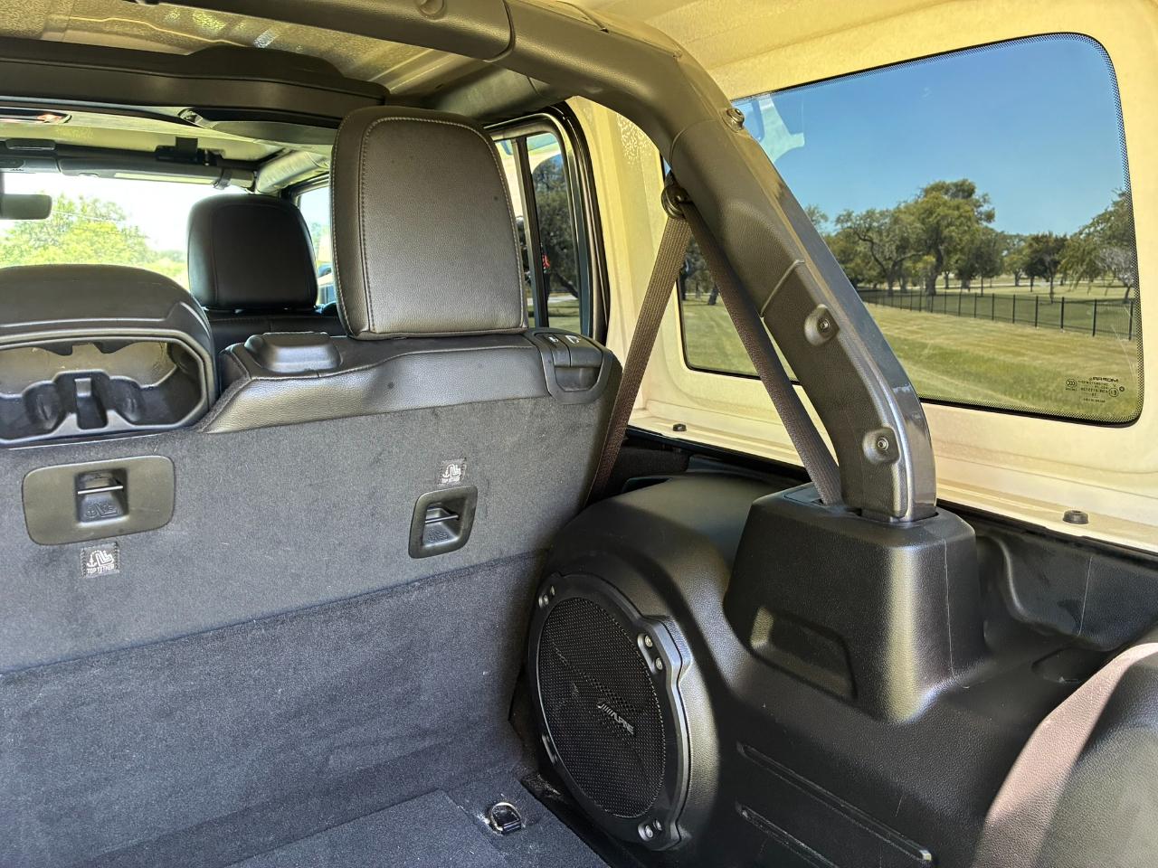 Jeep Wrangler Unlimited Sahara 2019