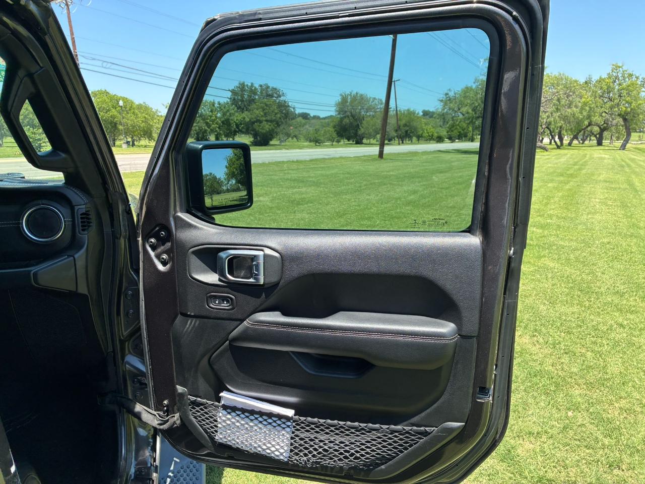 Jeep Wrangler Unlimited Sahara 2019