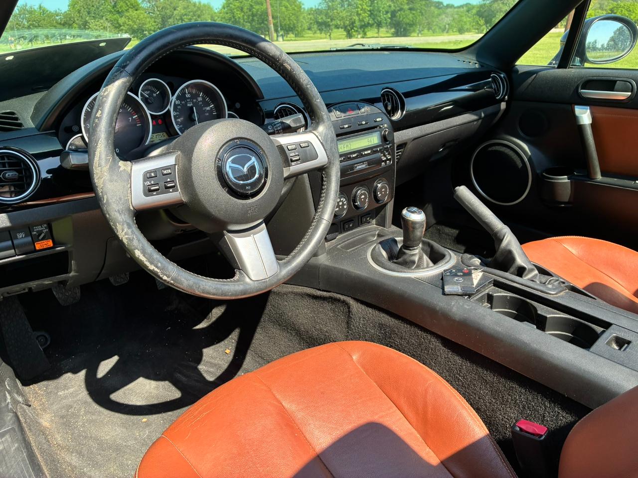 Mazda MX-5 Miata Touring Power Retractable Hardtop 2008