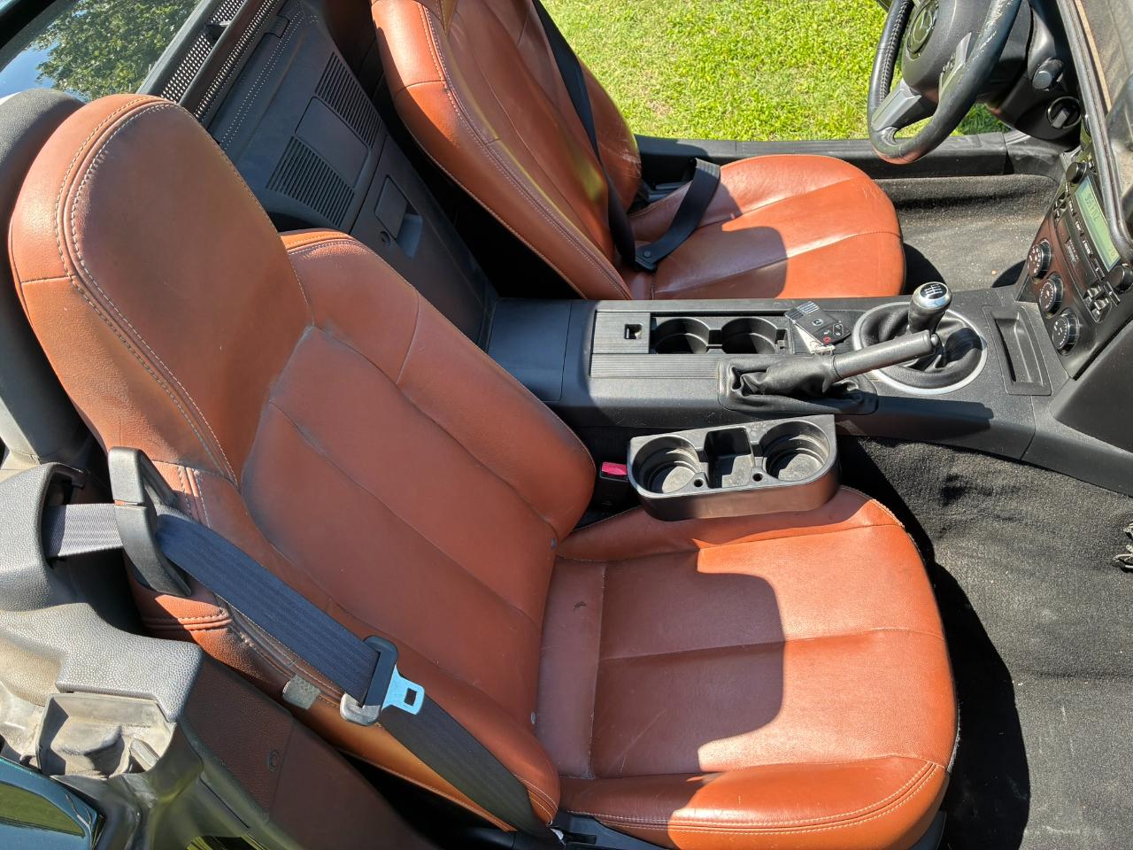 Mazda MX-5 Miata Touring Power Retractable Hardtop 2008