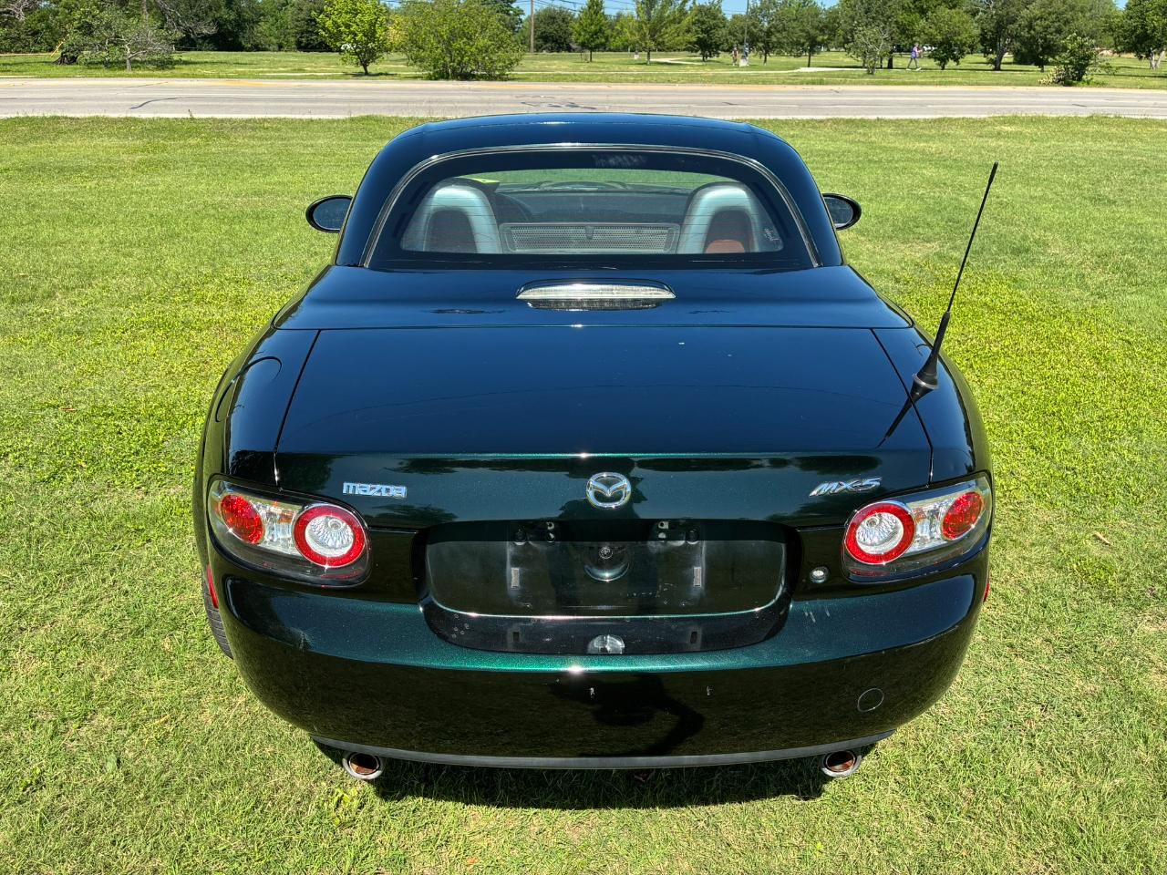 Mazda MX-5 Miata Touring Power Retractable Hardtop 2008