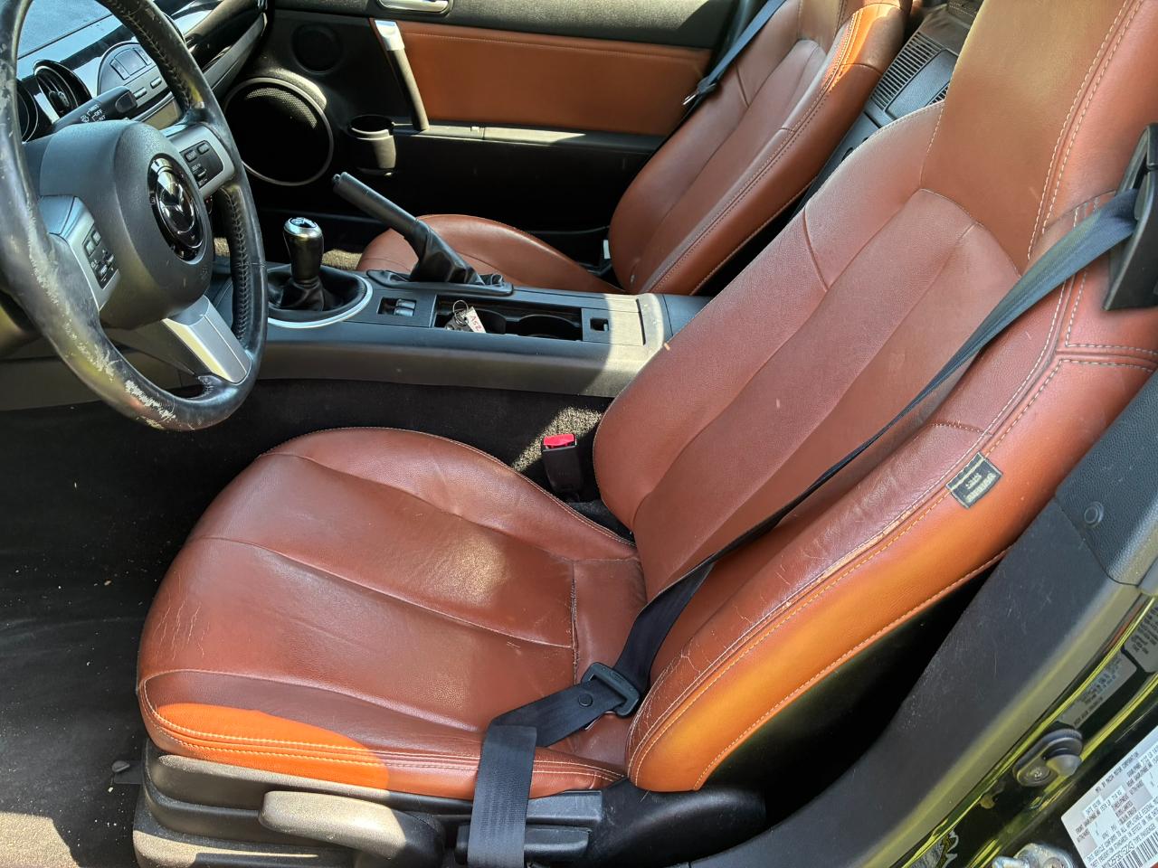 Mazda MX-5 Miata Touring Power Retractable Hardtop 2008