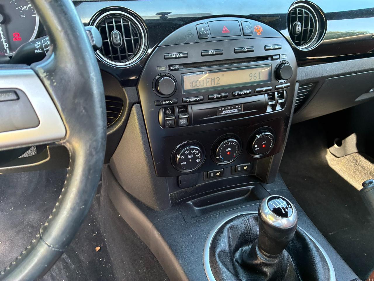 Mazda MX-5 Miata Touring Power Retractable Hardtop 2008