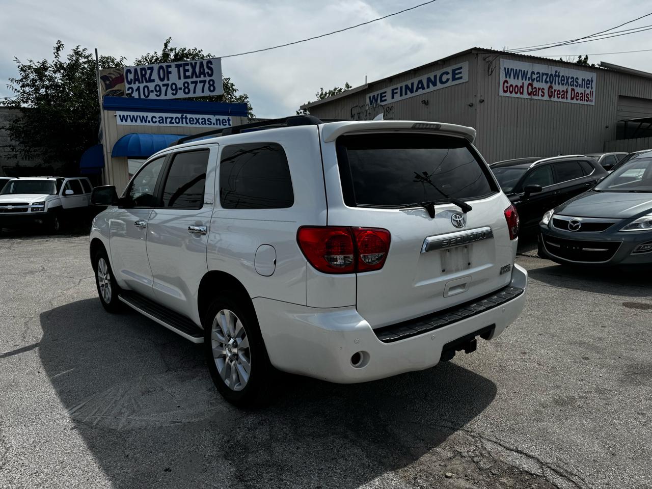 Toyota Sequoia Plantium 2WD 2015
