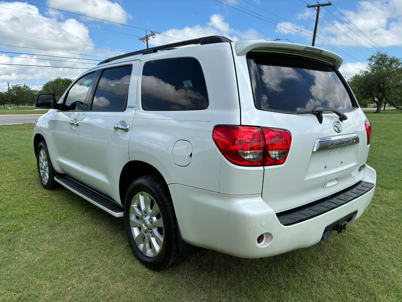 Toyota Sequoia Plantium 2WD 2015