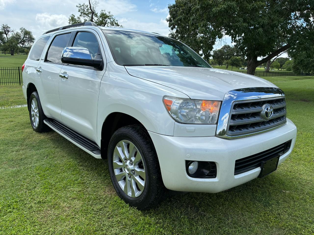 Toyota Sequoia Plantium 2WD 2015