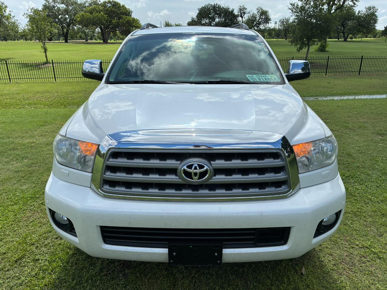 Toyota Sequoia Plantium 2WD 2015