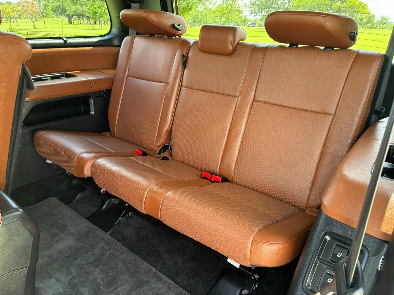 Toyota Sequoia Plantium 2WD 2015