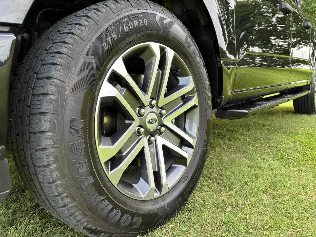 Ford F-150  2021