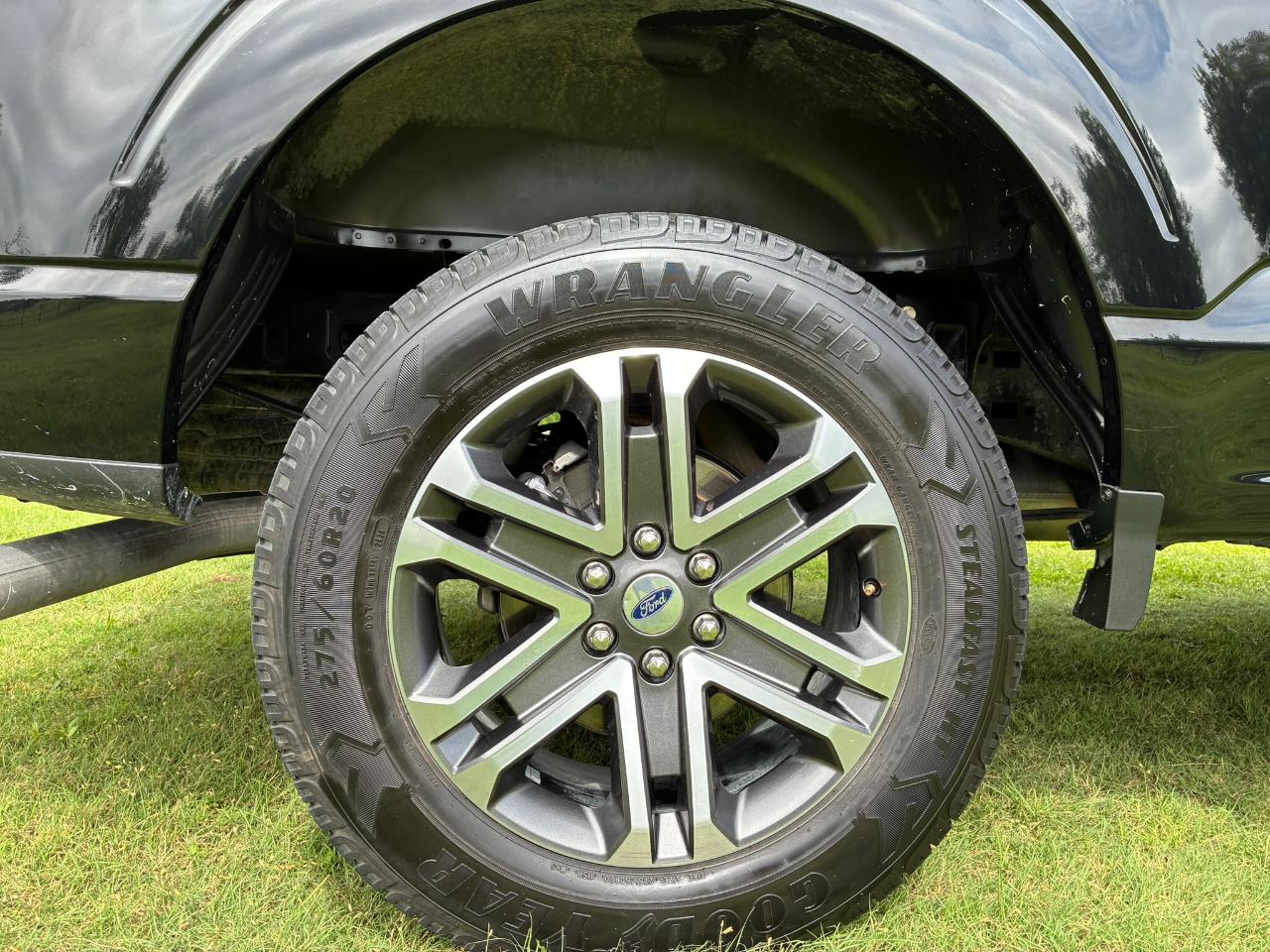 Ford F-150  2021