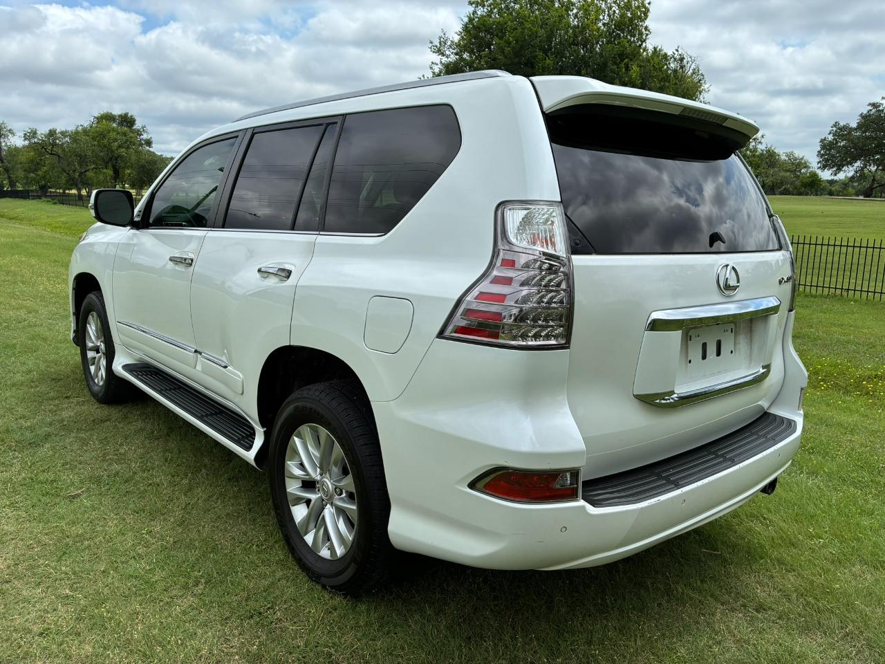 Lexus GX 460 Base 2017
