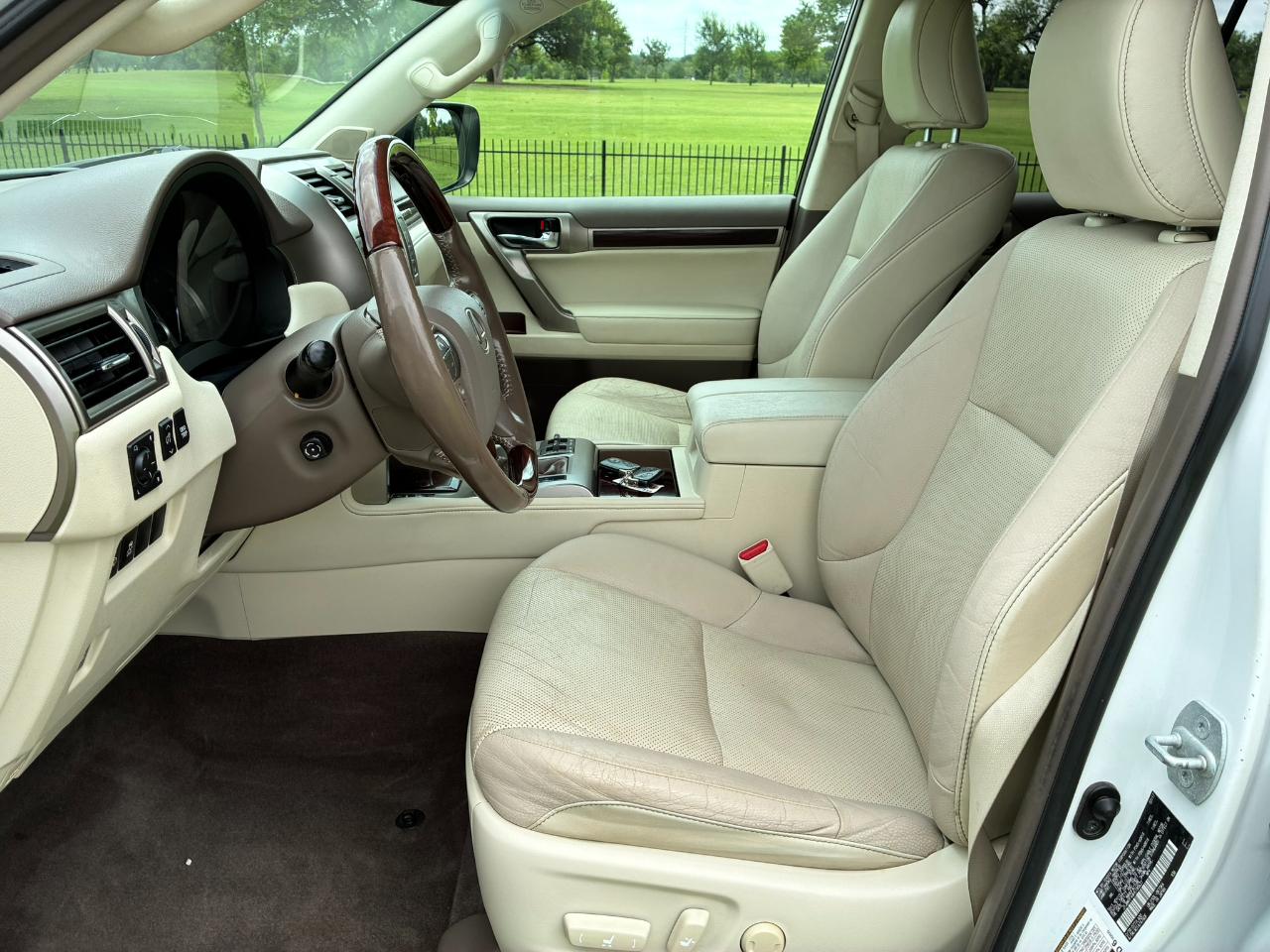 Lexus GX 460 Base 2017