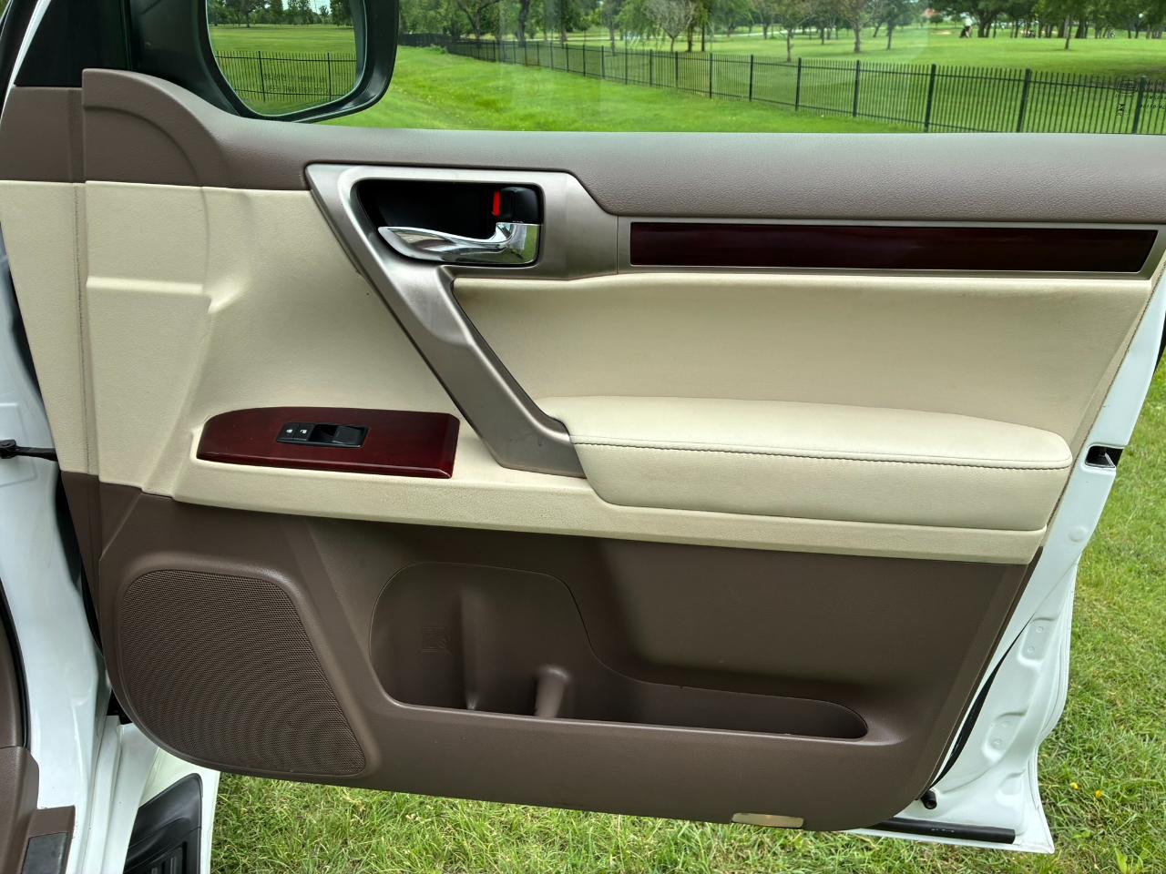 Lexus GX 460 Base 2017