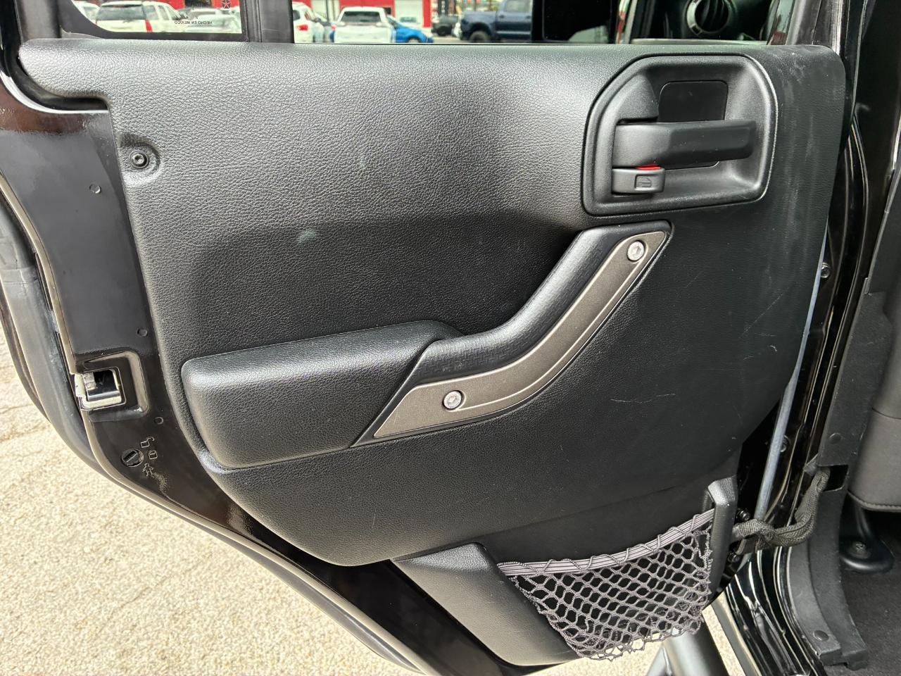 Jeep Wrangler Unlimited Sport 4WD 2017