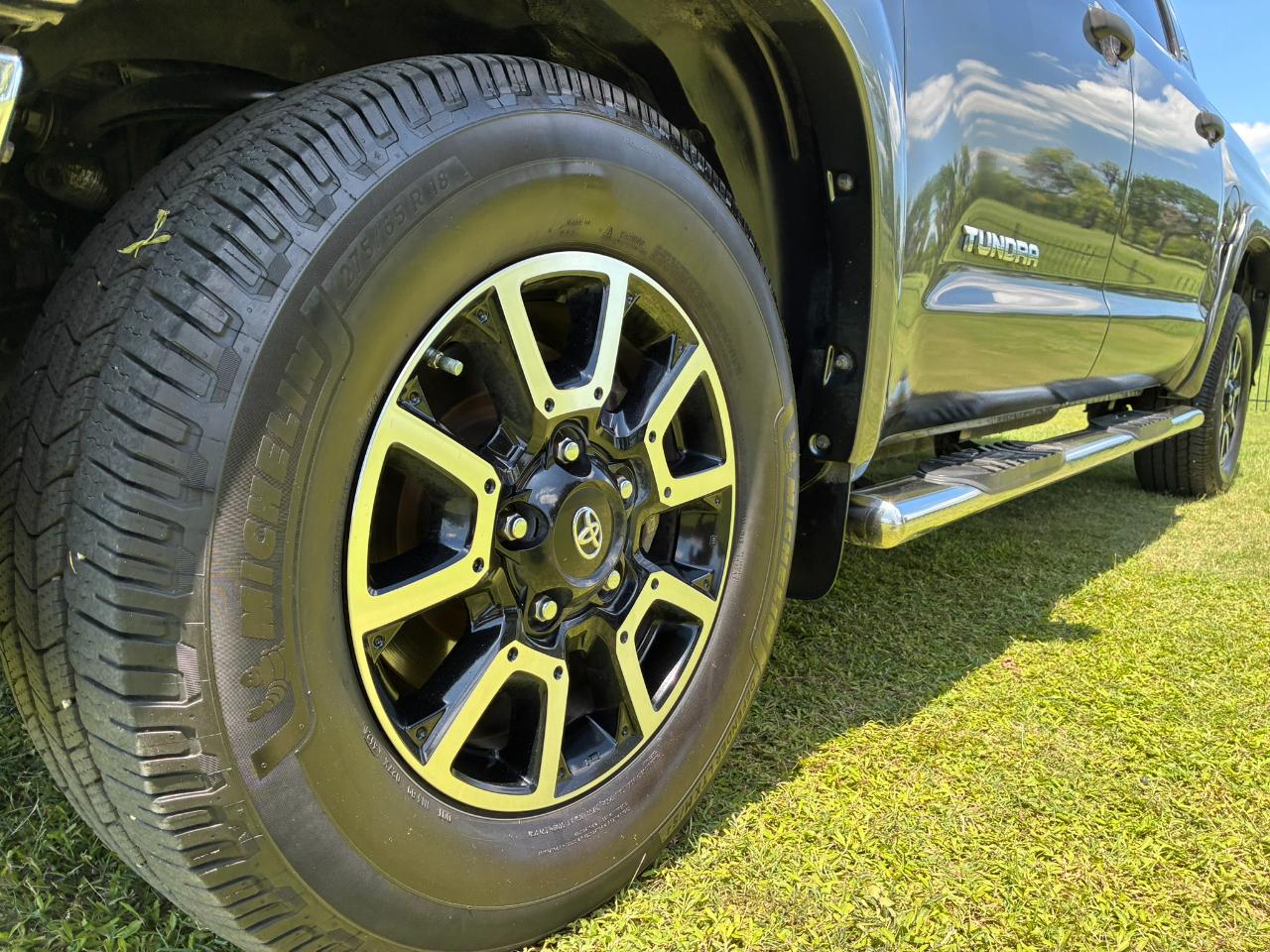 Toyota Tundra SR5 5.7L V8 CrewMax 2WD 2014