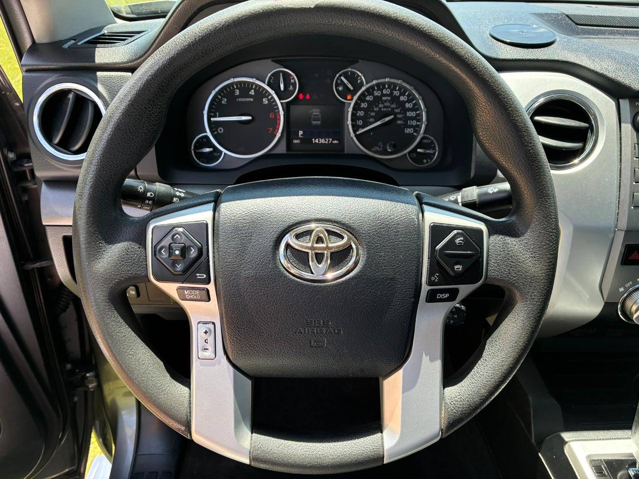 Toyota Tundra SR5 5.7L V8 CrewMax 2WD 2014