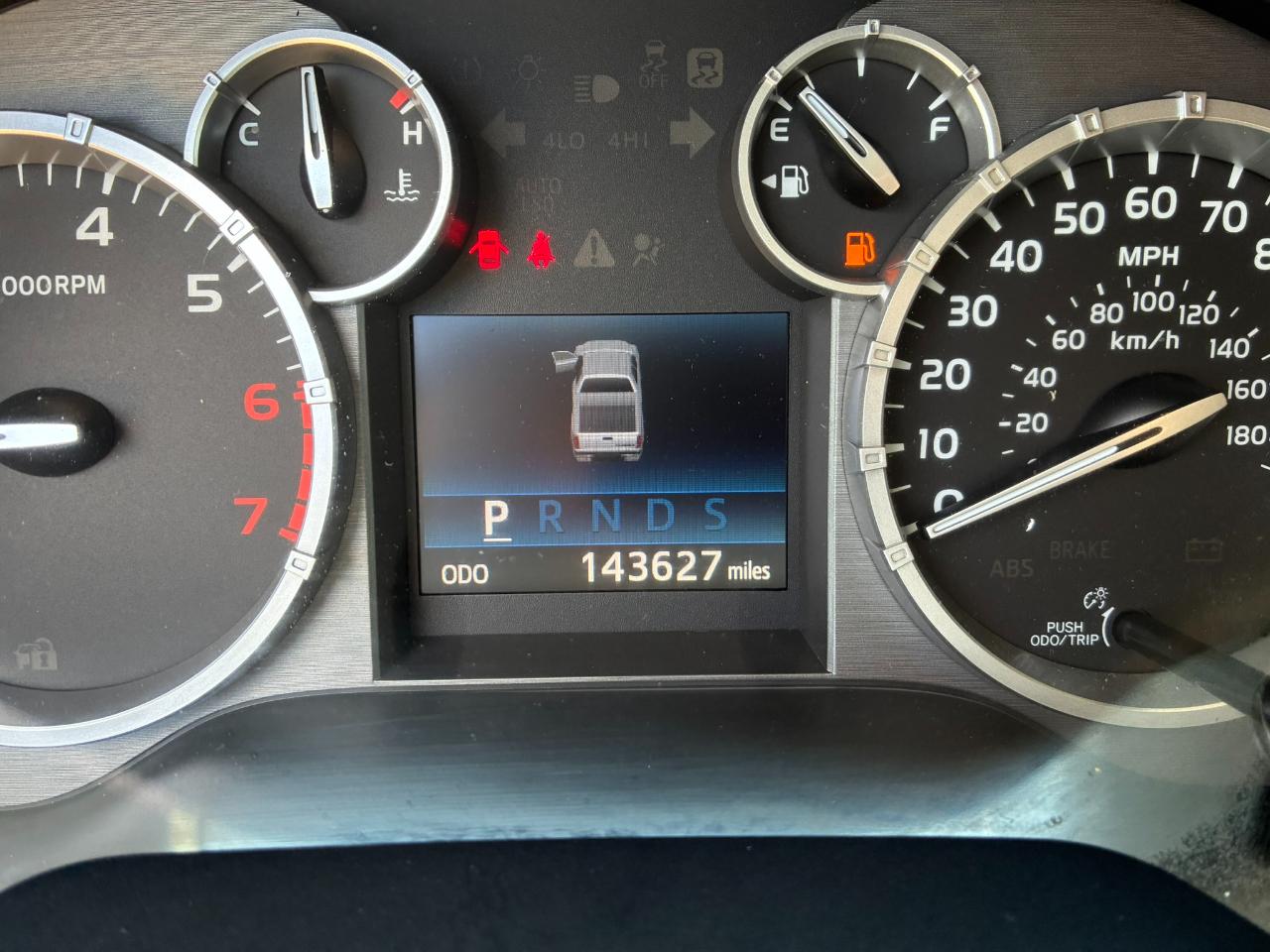 Toyota Tundra SR5 5.7L V8 CrewMax 2WD 2014