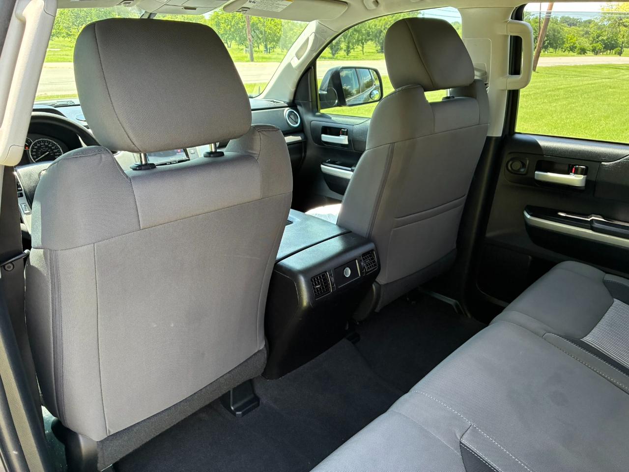 Toyota Tundra SR5 5.7L V8 CrewMax 2WD 2014