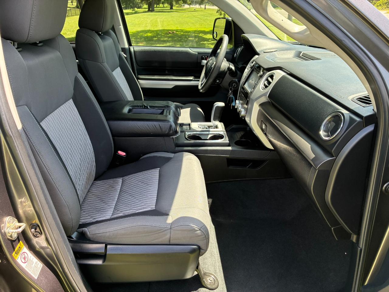 Toyota Tundra SR5 5.7L V8 CrewMax 2WD 2014
