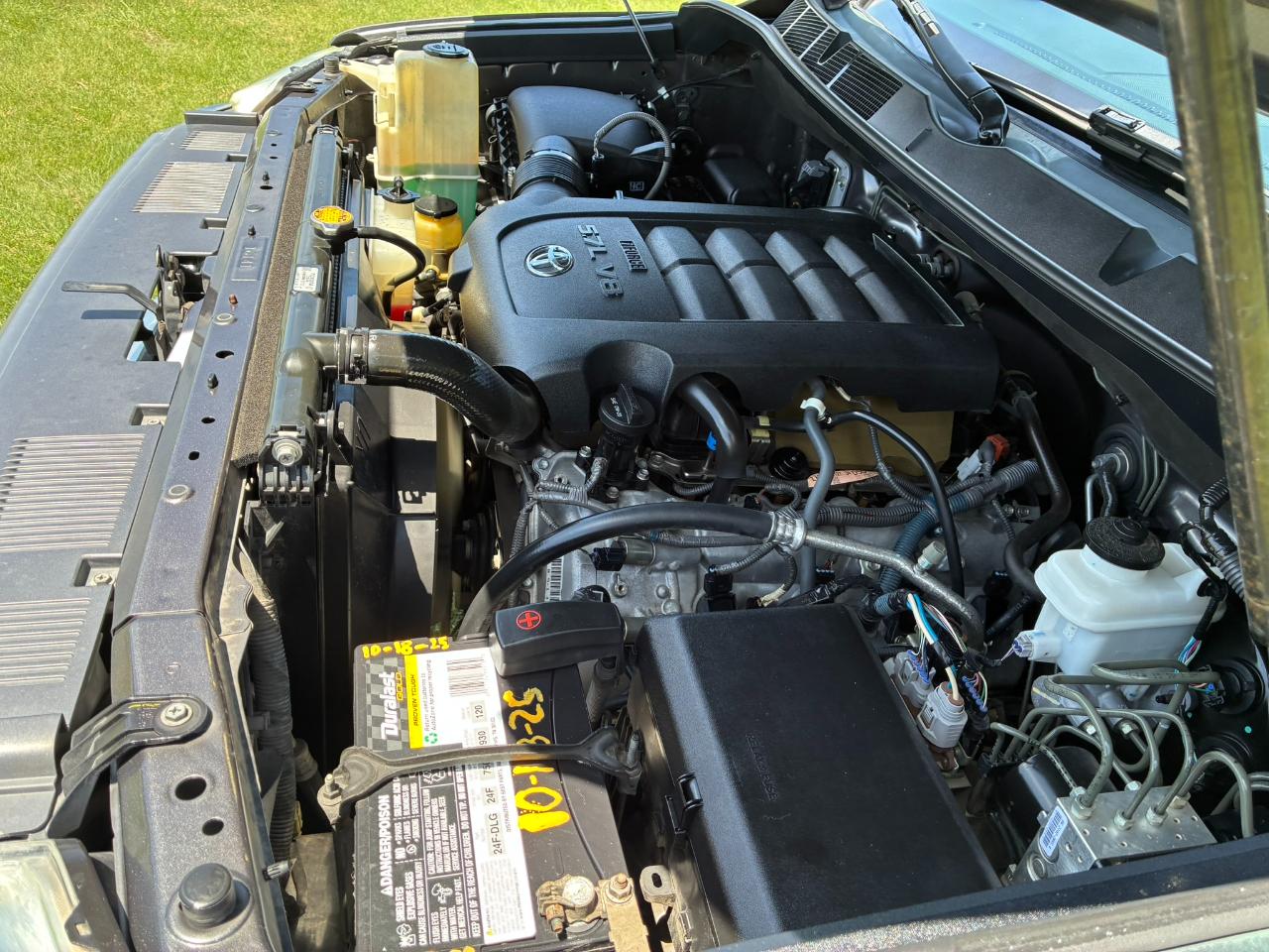 Toyota Tundra SR5 5.7L V8 CrewMax 2WD 2014