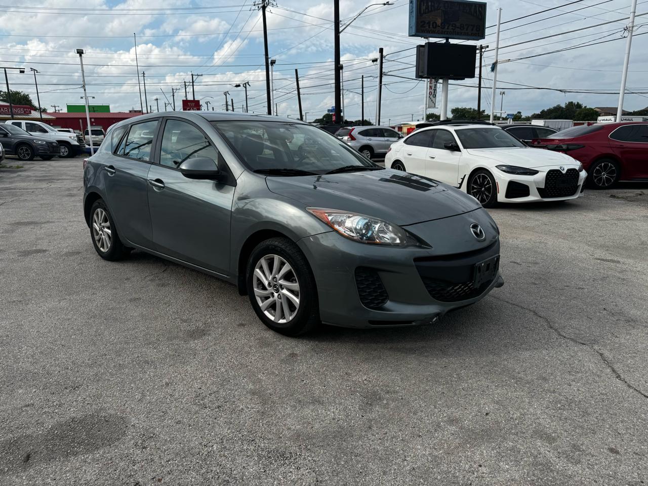 Mazda MAZDA3 i Touring 4D Hatchback 2013
