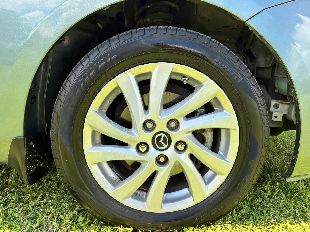 Mazda MAZDA3 i Touring 4D Hatchback 2013