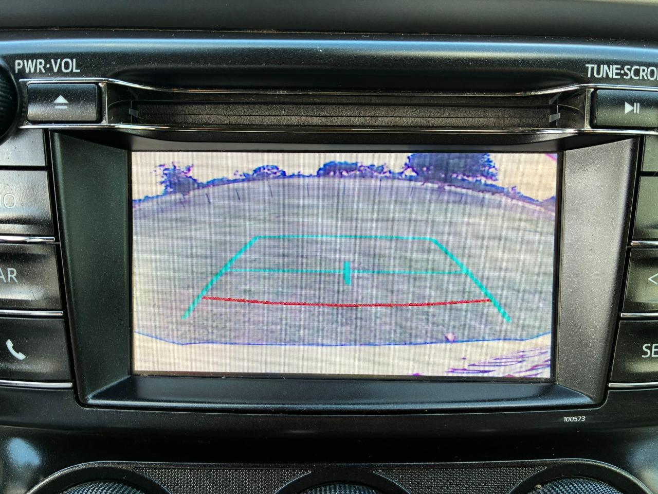 Toyota RAV4 LE FWD 2018