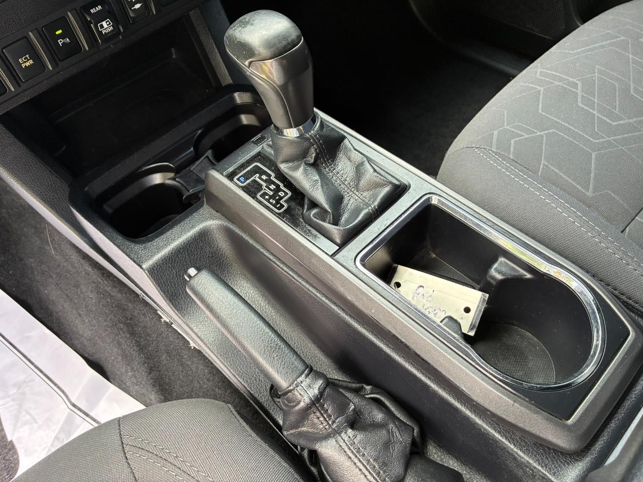 Toyota Tacoma SR5 Double Cab Long Bed V6 6AT 4WD 2018