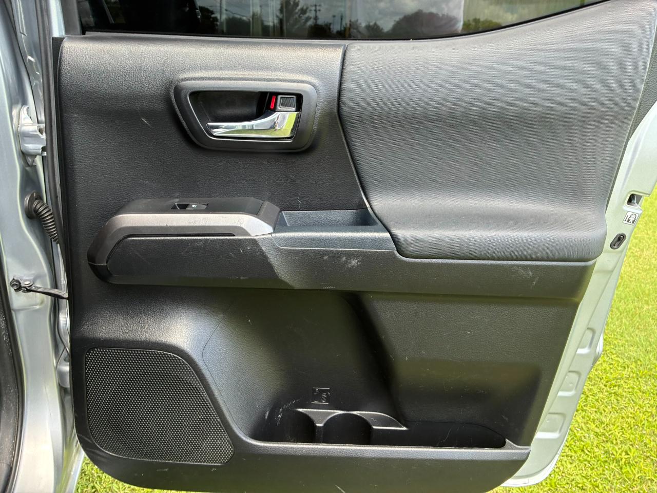 Toyota Tacoma SR5 Double Cab Long Bed V6 6AT 4WD 2018