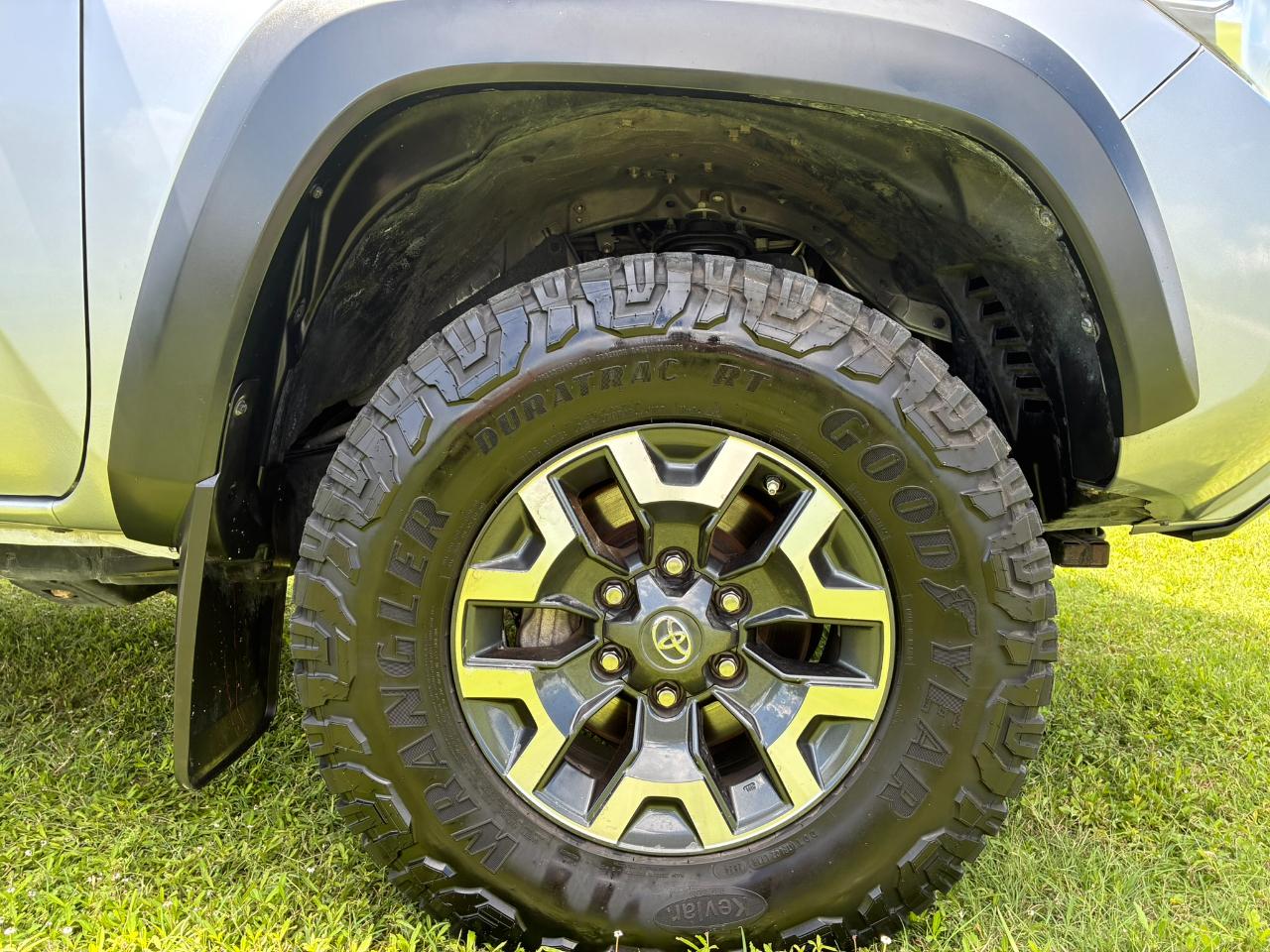 Toyota Tacoma SR5 Double Cab Long Bed V6 6AT 4WD 2018