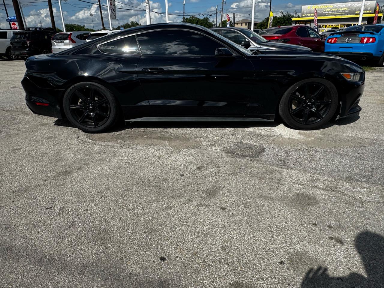 Ford Mustang V6 Coupe 2017