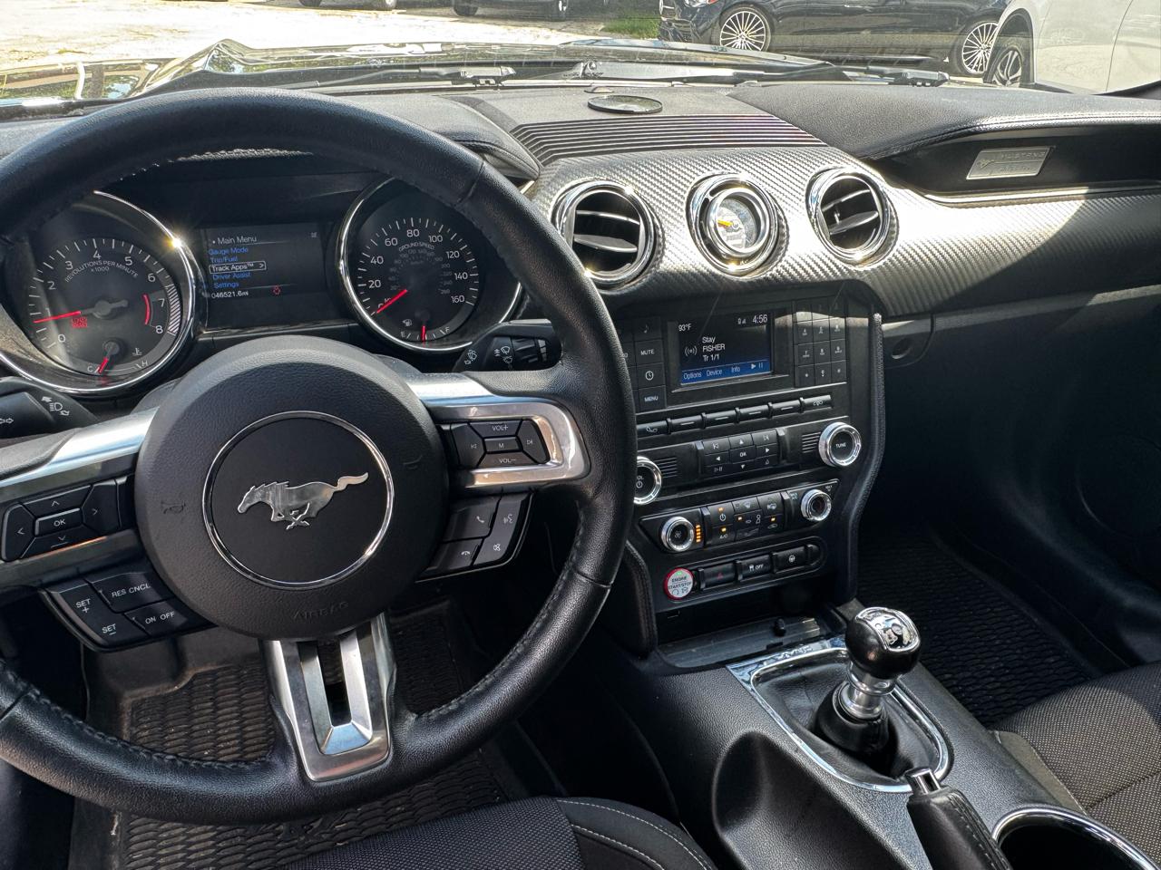 Ford Mustang V6 Coupe 2017