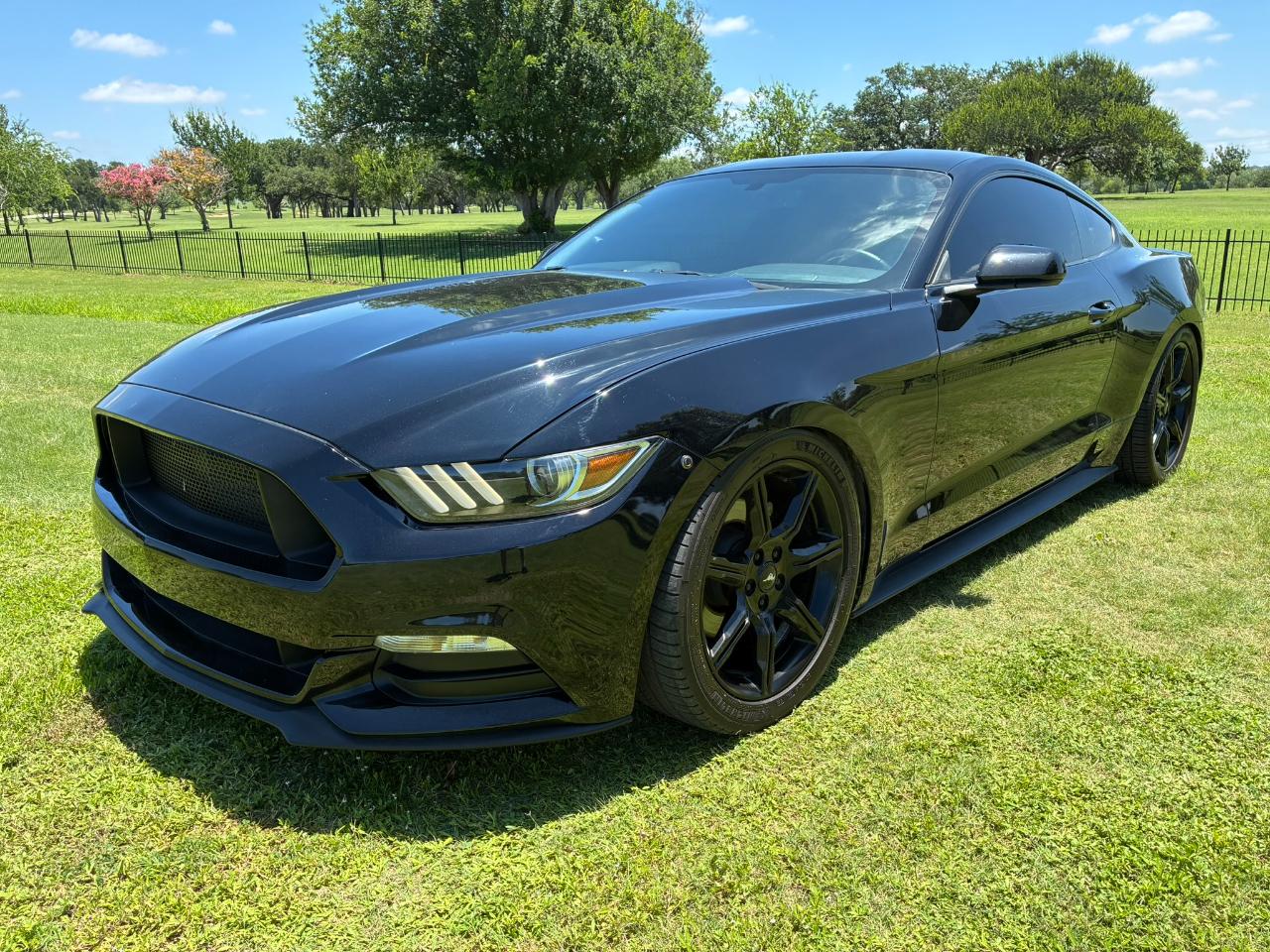 Black 2017 Ford Mustang V6 Coupe RWD Coupe Rear-Wheel Drive Manual