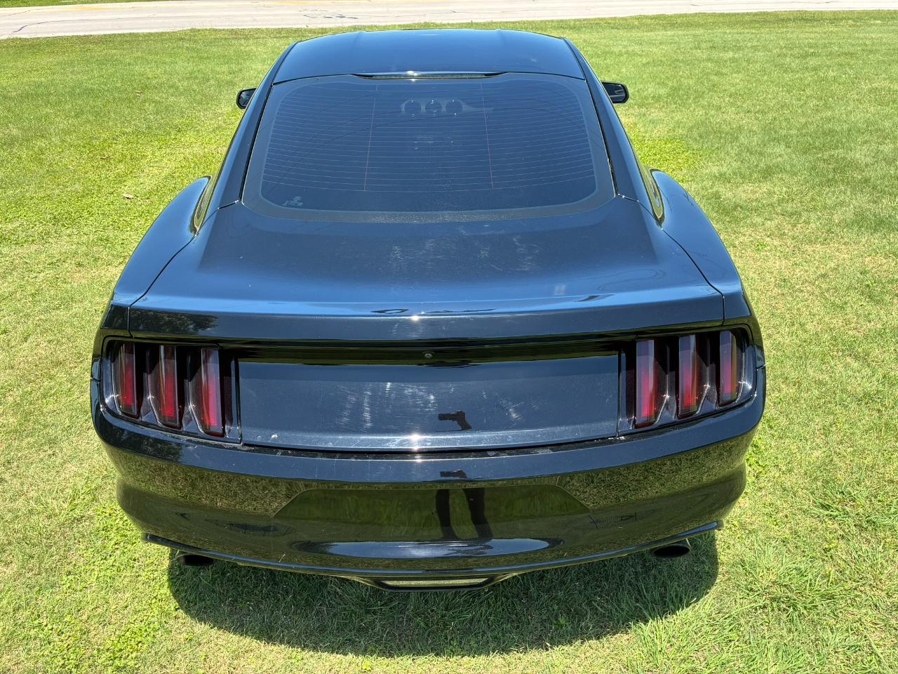 Ford Mustang V6 Coupe 2017