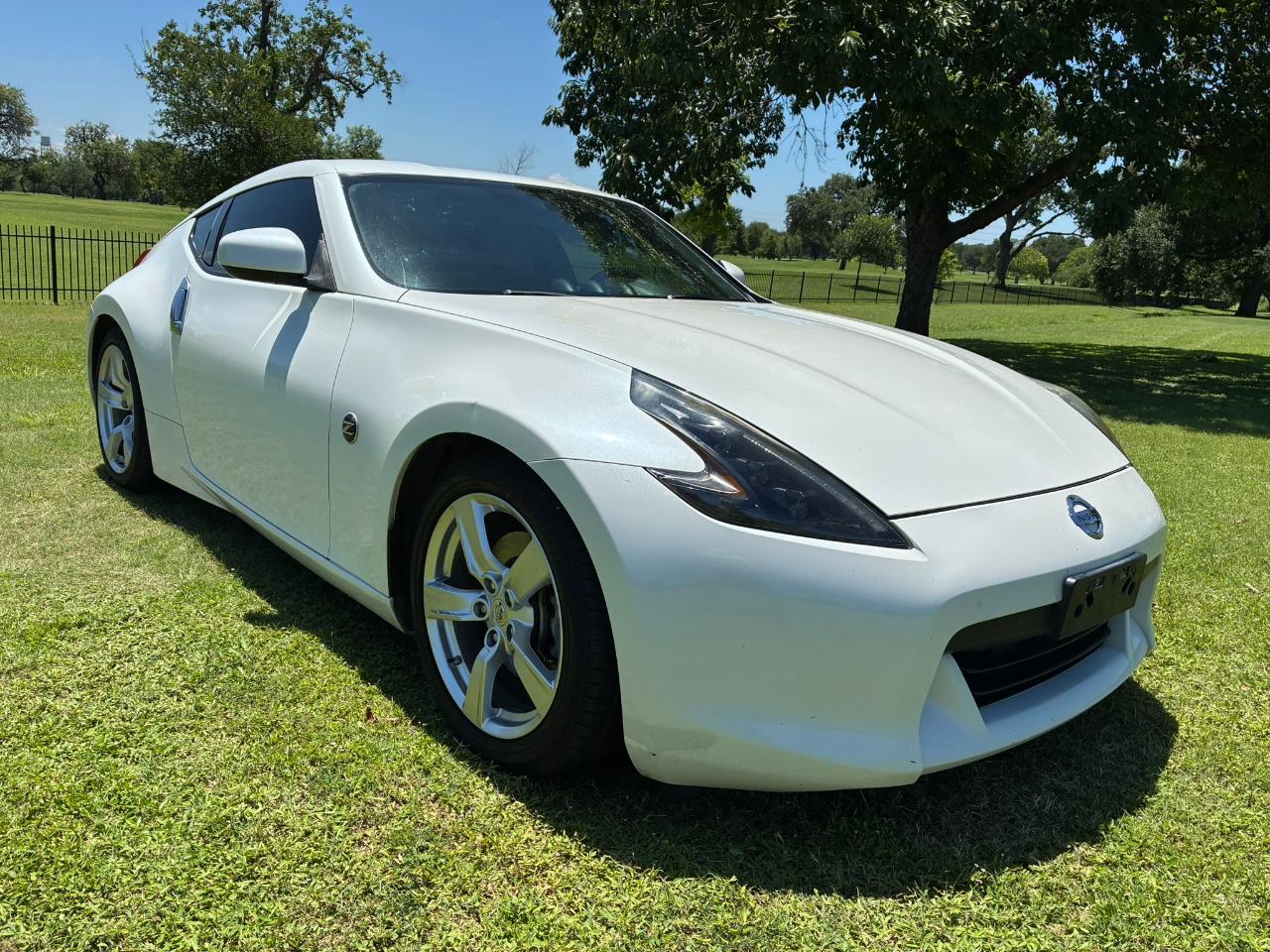 Nissan Z 370Z Coupe 2010