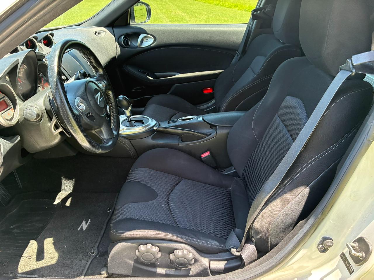 Nissan Z 370Z Coupe 2010