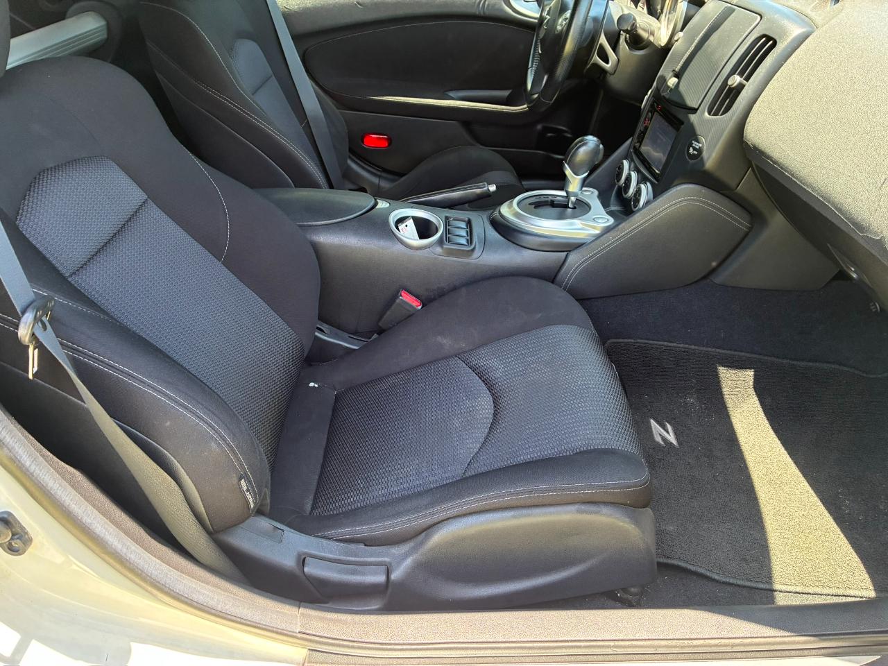 Nissan Z 370Z Coupe 2010