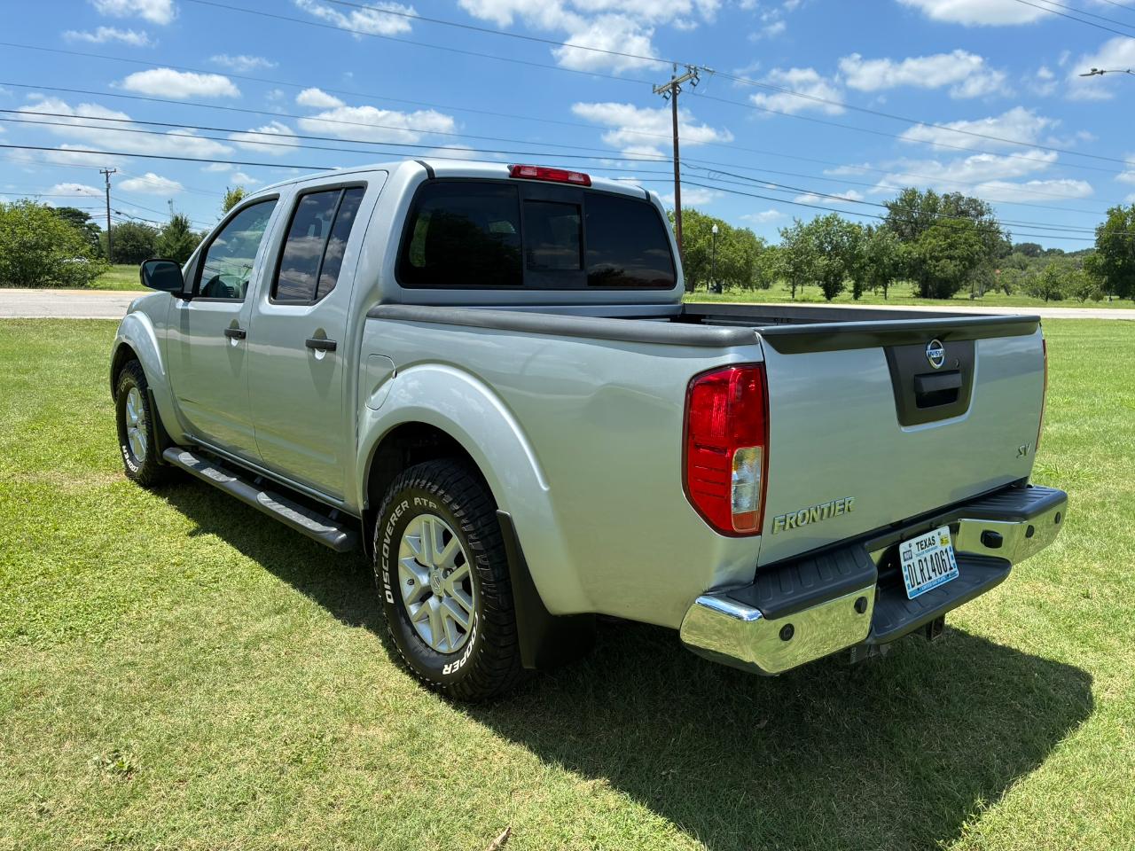 Nissan Frontier S Crew Cab 5AT 2WD 2014