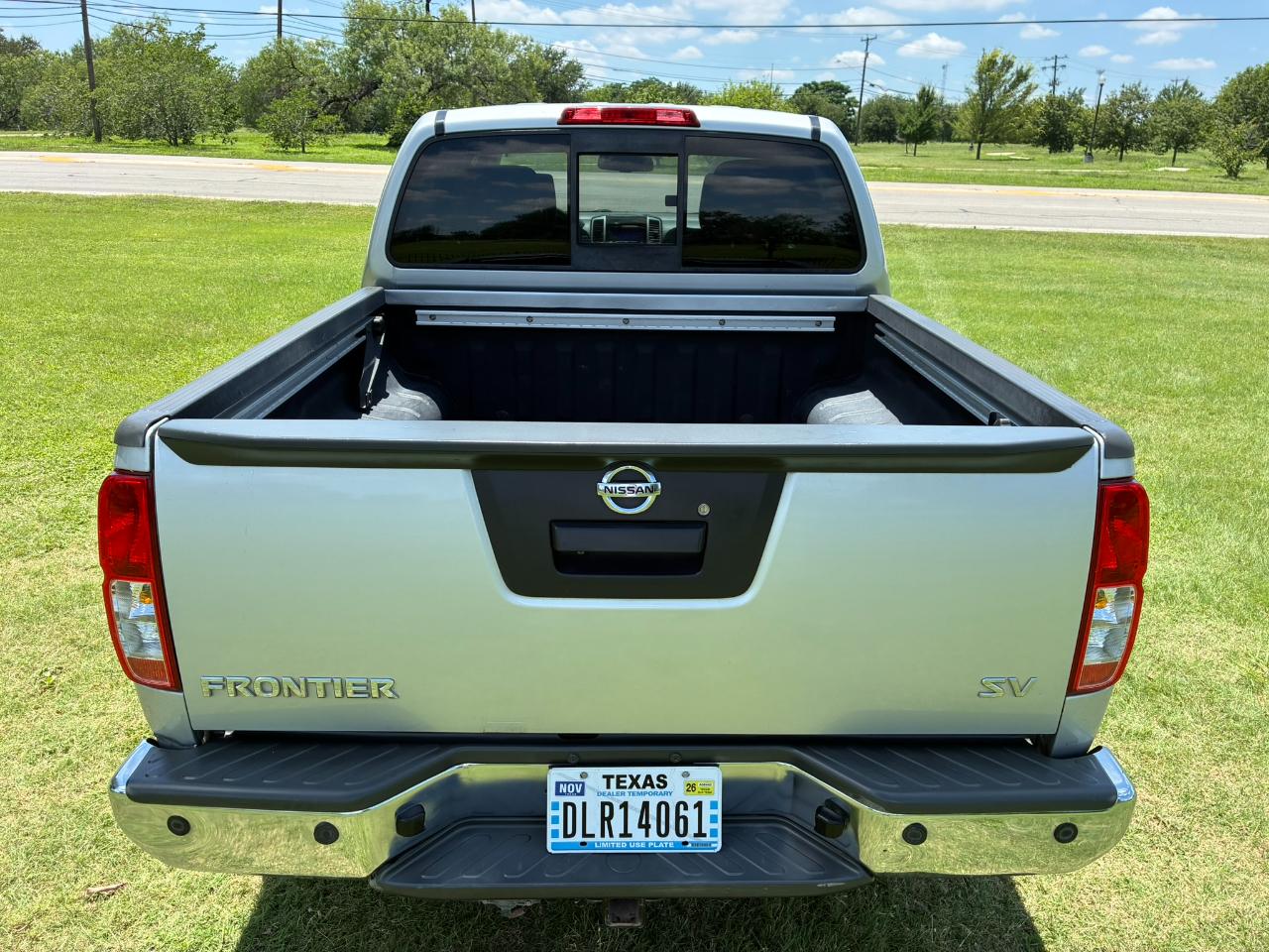 Nissan Frontier S Crew Cab 5AT 2WD 2014