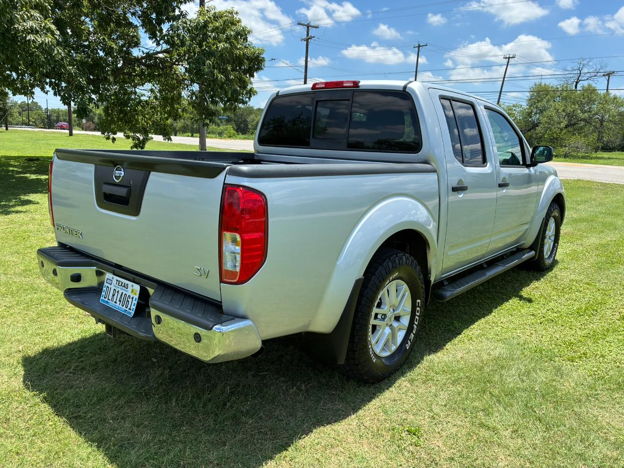 Nissan Frontier S Crew Cab 5AT 2WD 2014
